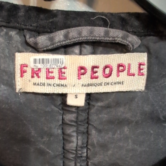 Free People Women’s Grey Quilted Slouchy Button Down Lined Jacket Size Small - Picture 2 of 6